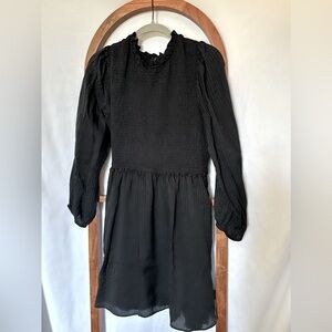 Size Large, Gianni bini Black Smocked Long sleeve mini dress